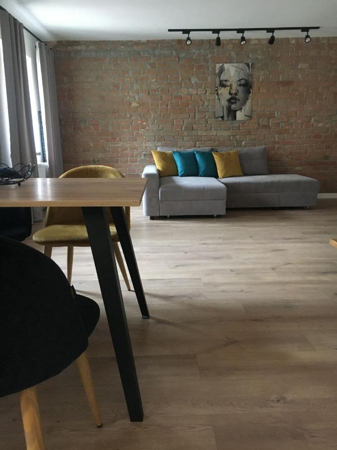 Дворівневі Апартаменти На Площі Ринок Leopoli Esterno foto