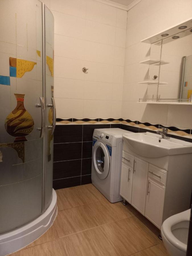 Дворівневі Апартаменти На Площі Ринок Leopoli Esterno foto